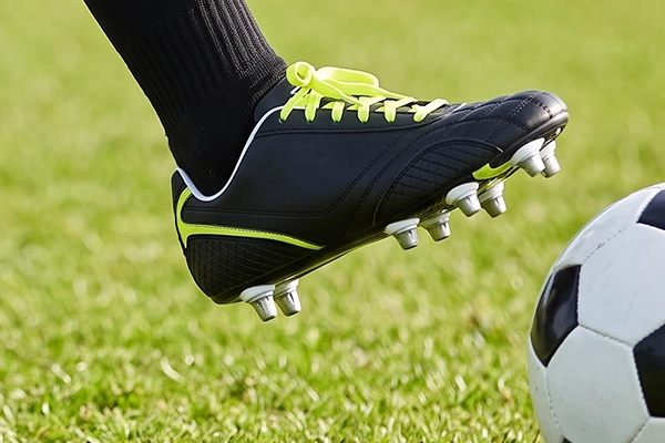 Lacets football et rugby colorés et résistants